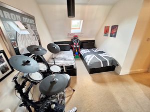 Bedroom- click for photo gallery